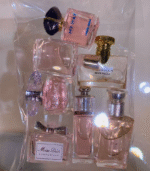 Bag of Red/Pink/White/Blue/Green /Black Mini Perfumes - Image 5